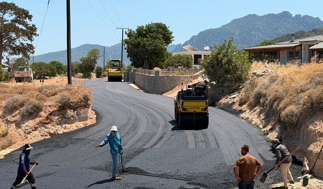 Tatlısu’da Ilgın Sokak’taki asfaltlama çalışmaları tamamlandı