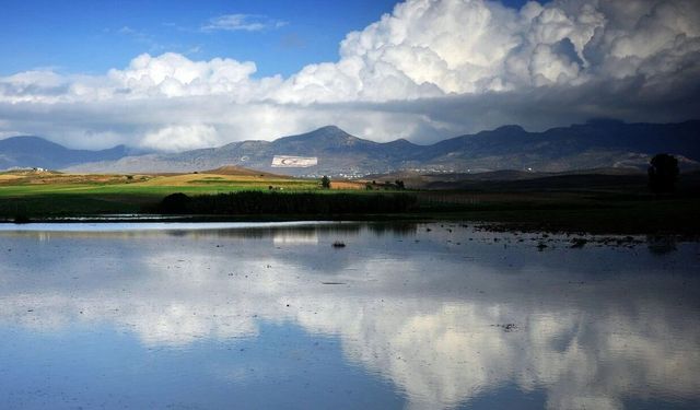 Sıcaklık, 35-38 derece dolaylarında seyredecek... yarın zaman zaman kuvvetli rüzgâr bekleniyor