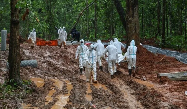 Sel felaketi: Nepal ve Çin'de ölü sayısı bini aştı