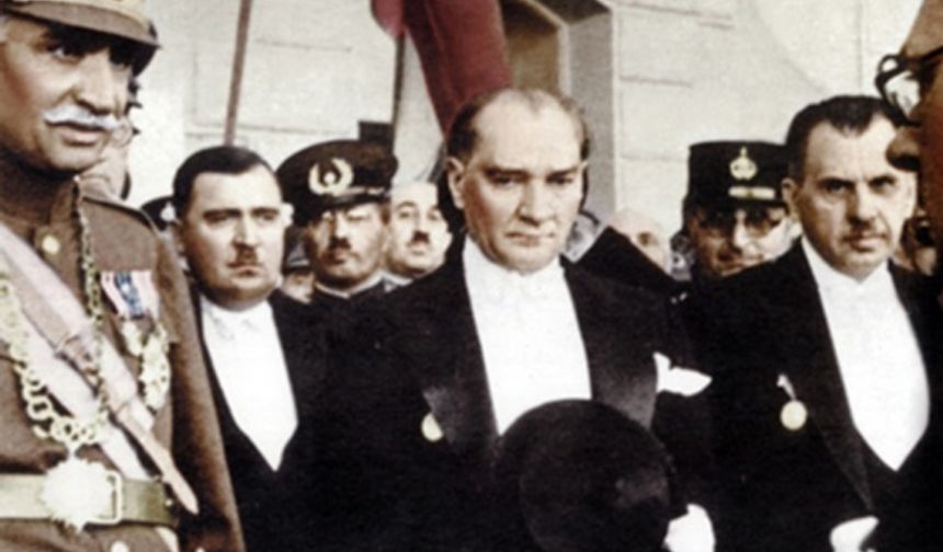 Genel Kurmay'dan renkli Atatürk fotoğrafları...