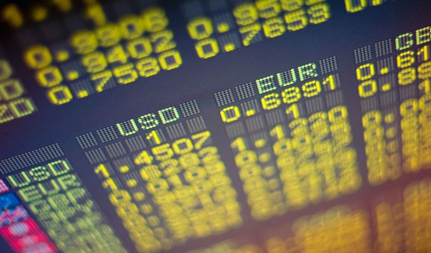 Döviz kurları… Dolar 38,60, euro 43,90, İngiliz Sterlini 51,70 TL
