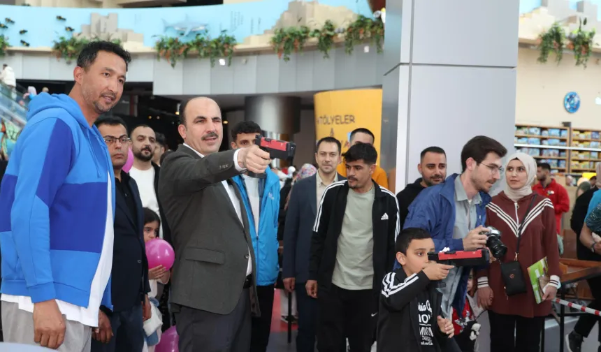Konya Bilim Merkezi çocukların coşkusuna ortak oldu
