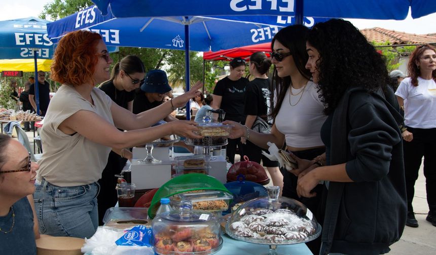 Gençlik Merkezi Birliği, Lefkoşa’da "Çemberde Kermes" etkinliği düzenledi