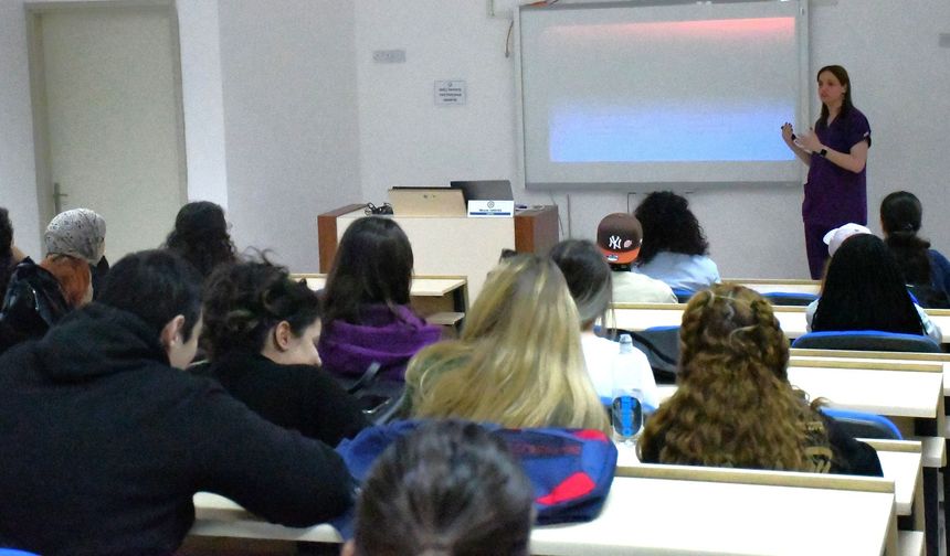 Sağlık Bakanı Dinçyürek, Devlet Laboratuvarı inşaatında incelemelerde bulundu