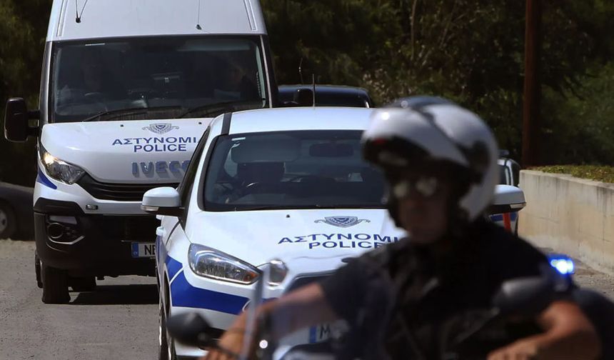 Larnaka’da soygun çetesi çökertildi