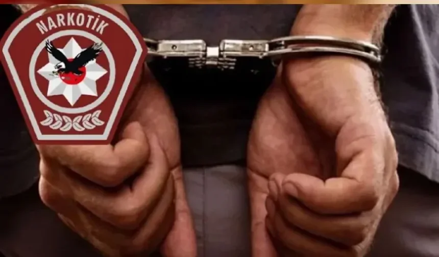 Uyuşturucu ve hassas terazilerle yakalandı