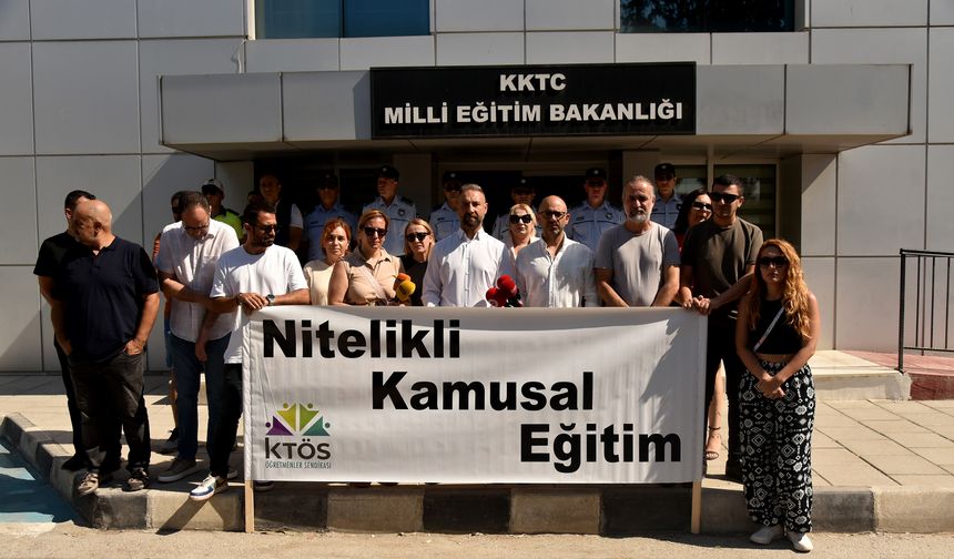 KTÖS, Milli Eğitim Bakanlığı önünde eylem yaptı: "Okulları ve kadrolarını Eylüle kadar hazırlayın"