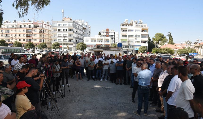Kooperatif Merkez Bankası iştiraklerindeki grev beşinci gününde.. Koop-Sen: "Feda edecek hakkımız ve arkadaşlarımız yok"
