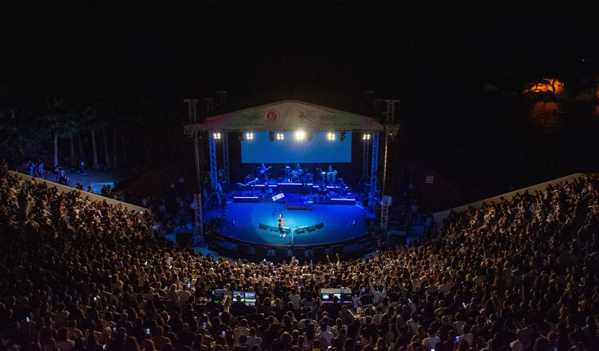 Girne Arkın Group Fest 25, Yıldız Tilbe konseriyle sona erdi