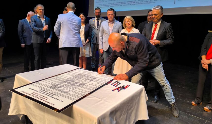 Gazimağusa Belediye Başkanı Uluçay Antalya Kaleiçi Oldtown Festivali’ne katıldı