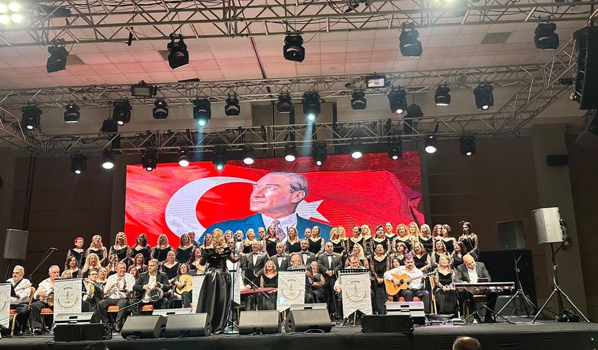 1. Uluslararası Türk Müziği Çalıştayı ve Koro Günleri Girne’de yapıldı