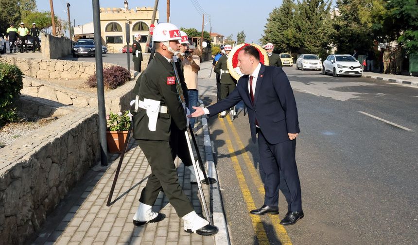 Ozanköy şehitleri Ozanköy Şehitler Anıtı’nda düzenlenen törenle anıldı
