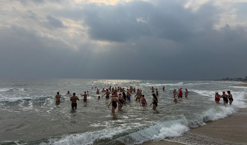 İskele’de Kanser Hastalarına Yardım Derneği yararına Noel etkinliği düzenlendi