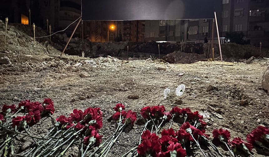 6 Şubat depreminde hayatını kaybedenler anıldı