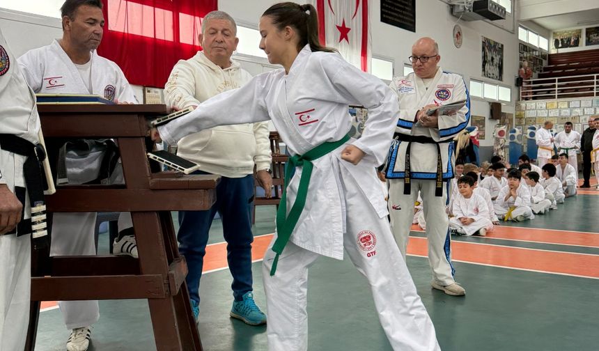 Taekwondocular kırışta yarıştı