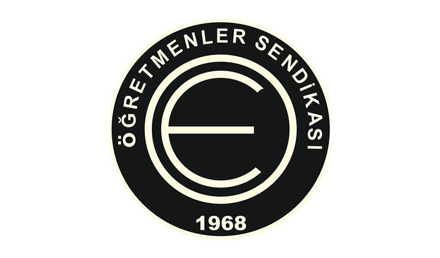 KTOEÖS Lefkoşa'daki okullarda grev yapıyor