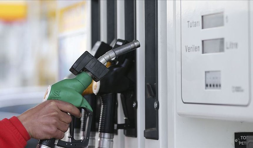 Akaryakıtta yeni fiyatlar: Euro Diesel’e 75 kuruş, gaz yağına 11,18 TL zam
