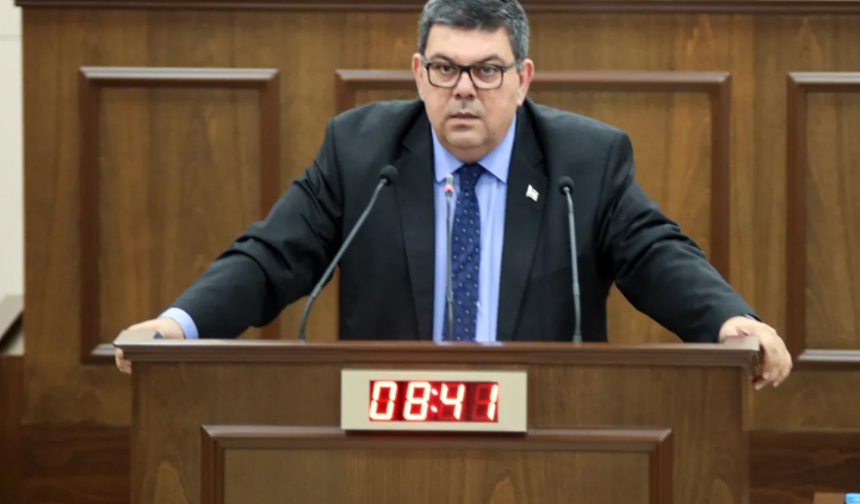 Maliye Bakanı Berova’dan çağrı: Mutlak uzlaşı sağlayalım, yasa gücünde kararnameyi çekmeye hazırız