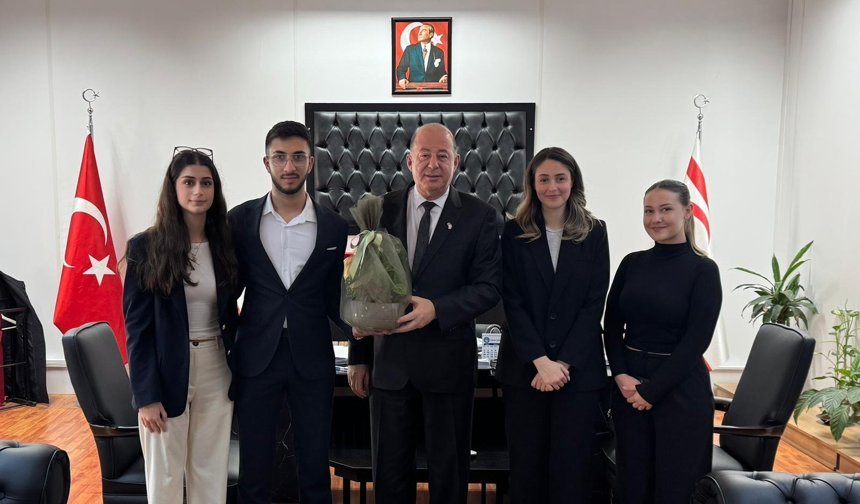 GHD Yönetim Kurulu Sağlık Bakanı Dinçyürek’i ziyaret etti