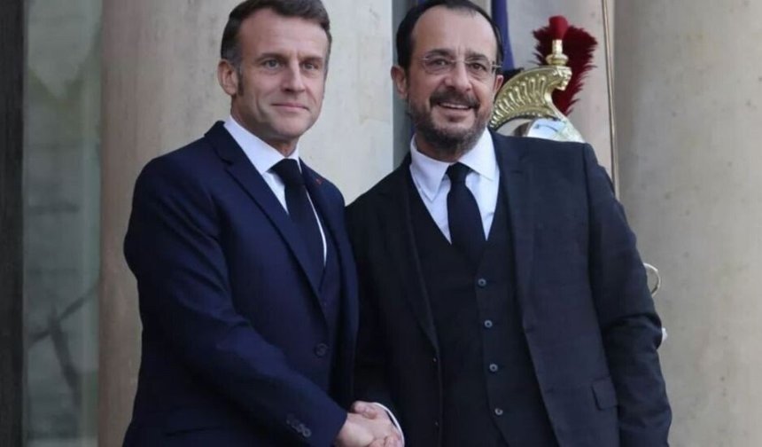 Hristodulidis dün Macron’la bir araya geldi