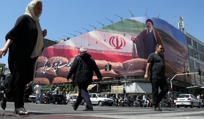 İran, ABD’nin deniz ablukasına karşılık Hürmüz Boğazı’nı yeniden kapattı