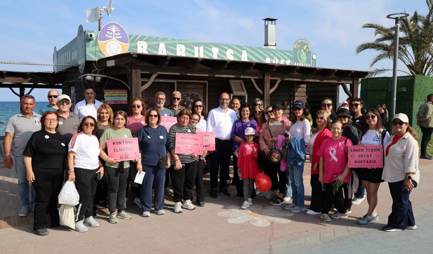 İskele’de kansere karşı farkındalık yürüyüşü düzenlendi