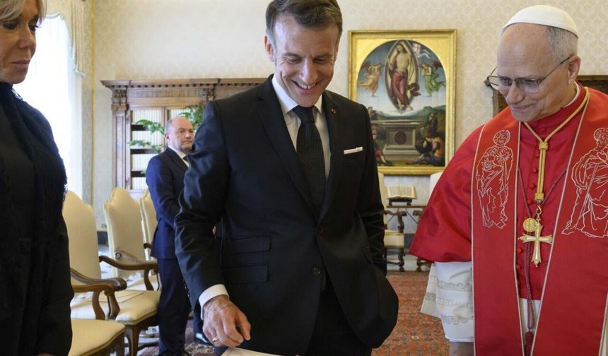 Vatikan Devlet Başkanı Papa 14. Leo ile Fransa Cumhurbaşkanı Macron görüştü