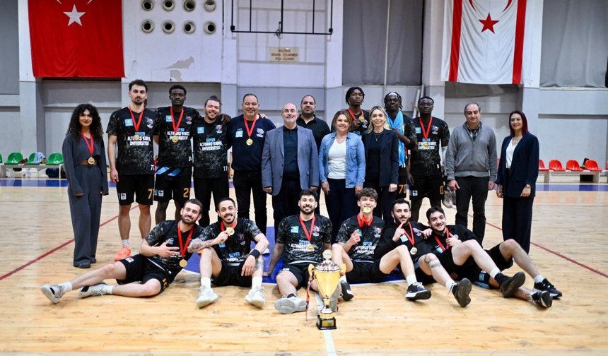 Soyer Altınbaş Kıbrıs Şampiyon