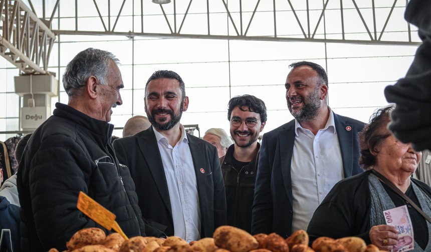 TDP Gazimağusa'da açık pazarda esnaf ve vatandaşlarla buluştu