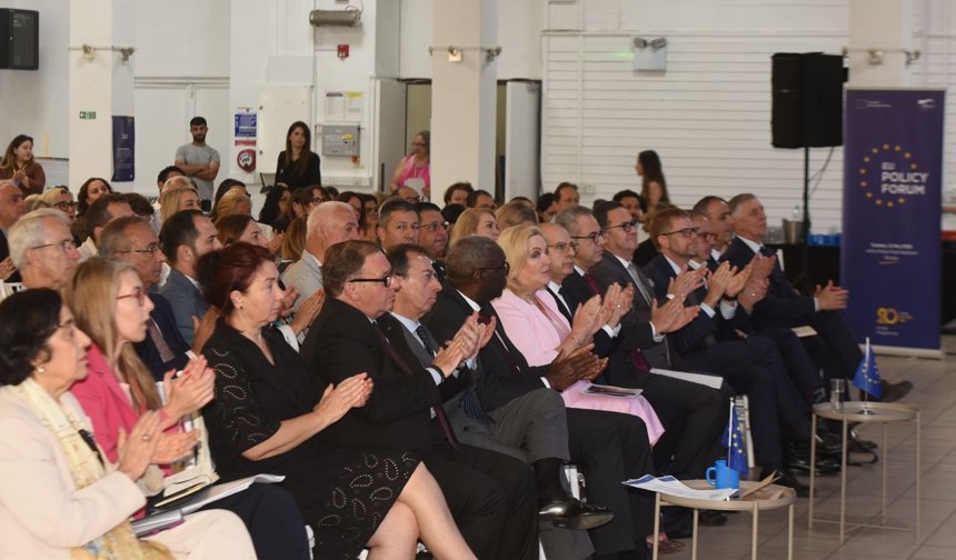 “AB Politikaları Forumu” düzenlendi