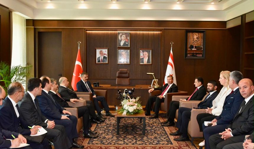 Başbakan Üstel, Türkiye İçişleri Bakanı Çiftçi’yi kabul etti
