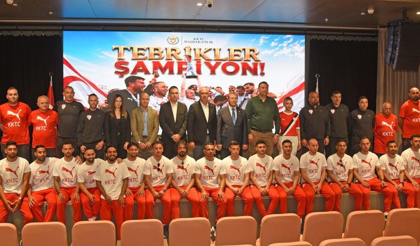 Üstel, CONIFA EURO 2026 şampiyonu KKTC A Milli Futbol Takımı’nı kabul etti: "Özlediğimiz başarı geldi"