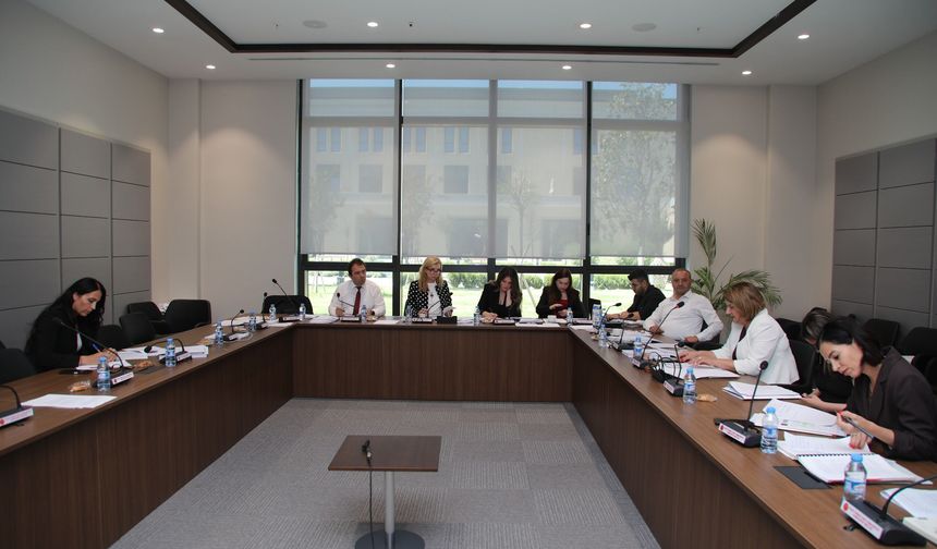 Ekonomi Maliye Bütçe ve Plan Komitesi, Kamu İlhale Değişiklik ve Belediyeler Değişiklik yasa tasarılarını görüştü