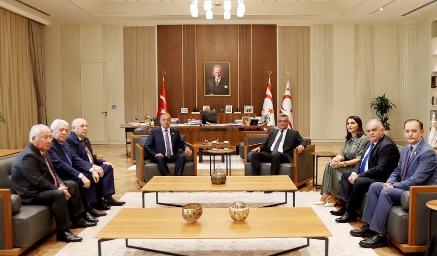 Cumhurbaşkanı Erhürman, Azerbaycan Dostluk Grubu heyetlerini kabul etti
