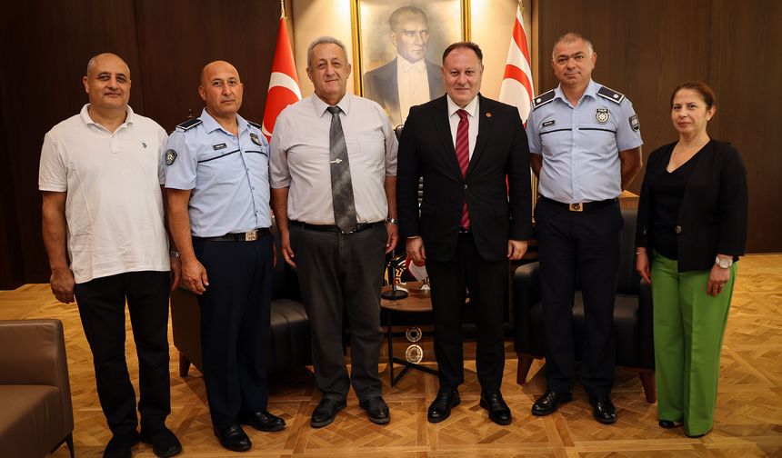 Öztürkler, Kıbrıs Türk Polis Mensupları Derneği heyetini kabul etti