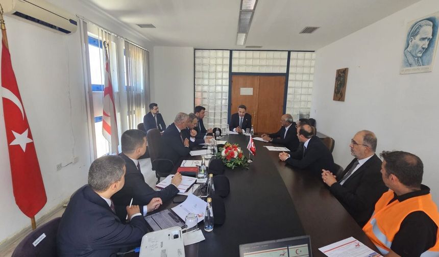 BAKAN BAYRAKTAR’DAN TEKNECİK’E ZİYARET