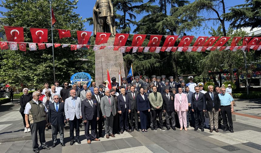 Kıbrıs Barış Harekâtı'nın 52. yıl dönümü Trabzon'da törenle kutlandı