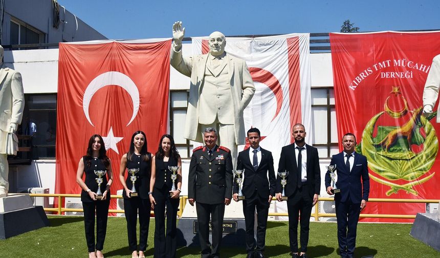 1 Ağustos Toplumsal Direniş Bayramı... TMT Mücahitler Derneği’nde tören düzenlendi