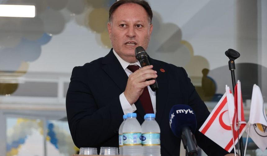 Öztürkler, Alemdağ Spor Salonu’nun açılış törenine katıldı