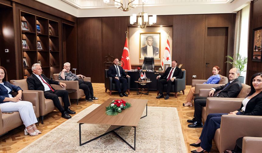 Öztürkler: “KKTC’de yayın yapan basın organları, Kıbrıs Türk halkının sesidir”