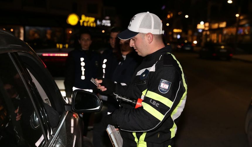 Lefkoşa ve İskele’de eş zamanlı denetim: Bin 326 sürücüye rapor, 82 araca trafikten men