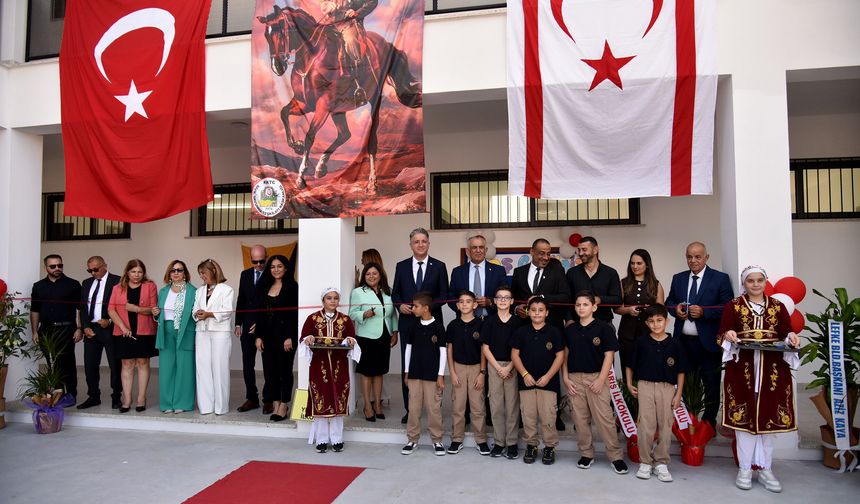 Yeniden inşa edilen Yeşilyurt İlkokulu törenle açıldı