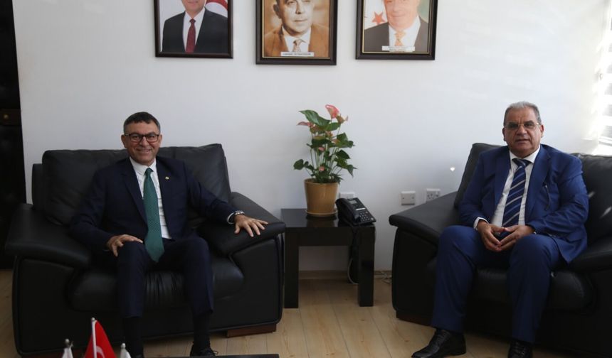 Bakan Sucuoğlu, Turkcell Genel Müdürü Küçüközdemir ve beraberindeki heyeti kabul etti