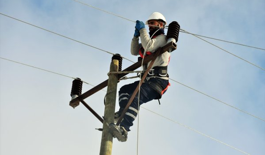Kalkanlı köyü ve Lara Restoran civarında elektrik kesintisi