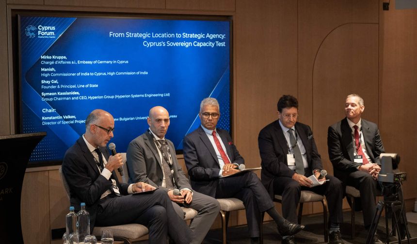 ABD Büyükelçisi ve bazı diplomatlar Cyprus Forum’da Kıbrıs sorunu ve enerji gündemini ele aldı