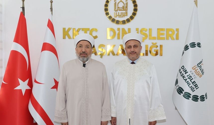 Türkiye Diyanet İşleri Başkanı Safi Arpaguş, Hakan Moral'ı ziyaret etti
