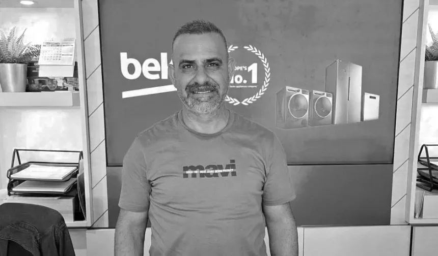 Halı sahada fenalaşan 53 yaşındaki Tugay Gezen hayatını kaybetti