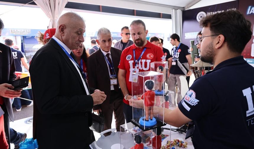 Bakan Taçoy TEKNOFEST'e katıldı: Milli Teknoloji Hamlesi güçlü şekilde ilerliyor