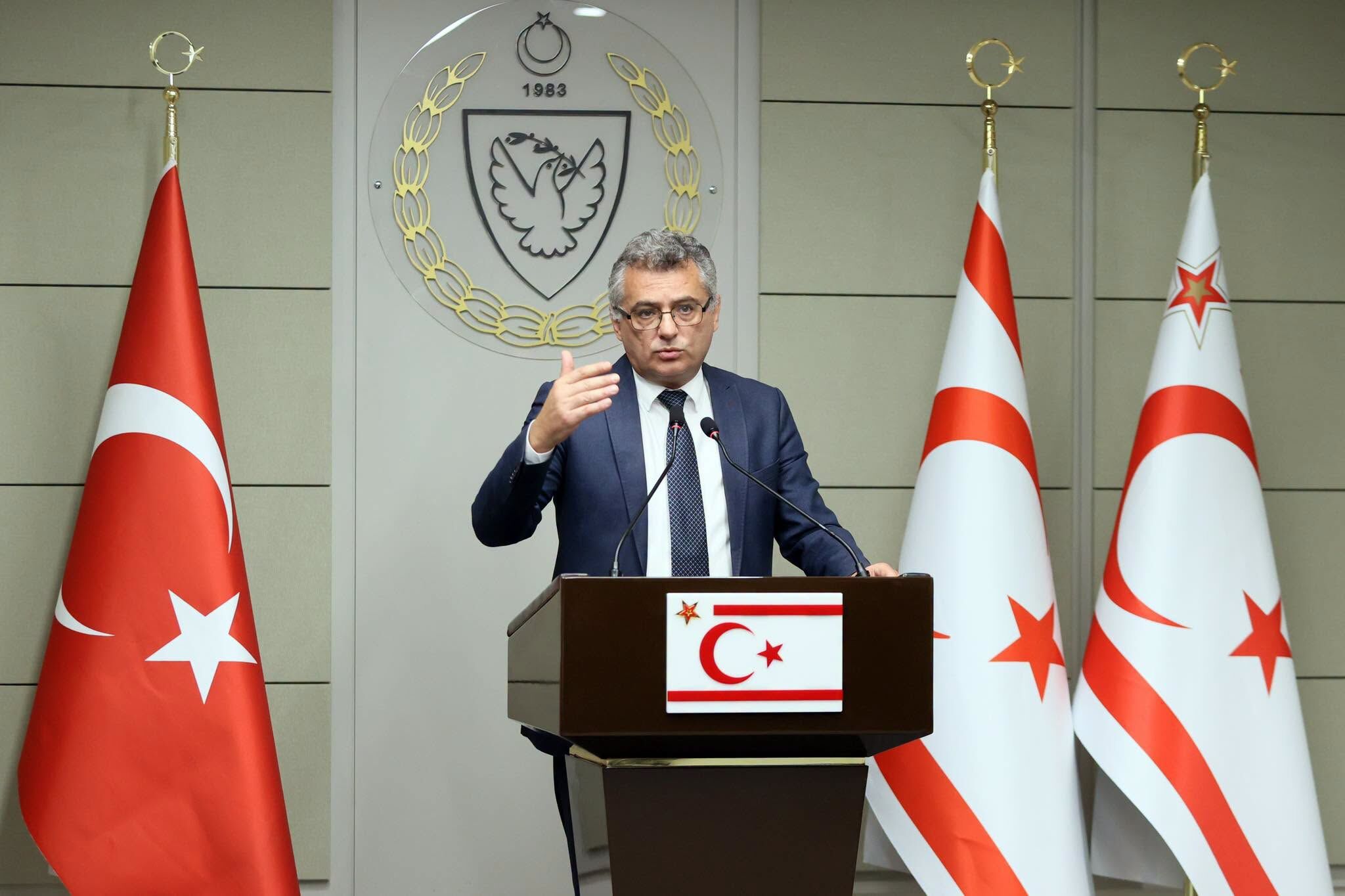 Sergide rahatsızlanan Cumhurbaşkanı Erhürman, doktor kontrolünden geçiyor