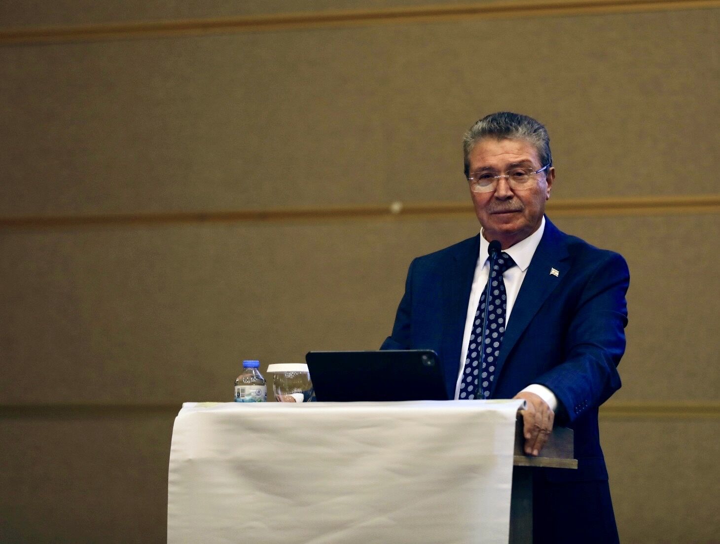 Üstel: Kimsenin kuşkusu olmasın; Bu topraklarda bayrağımız inmeyecek, ezanımız susmayacak
